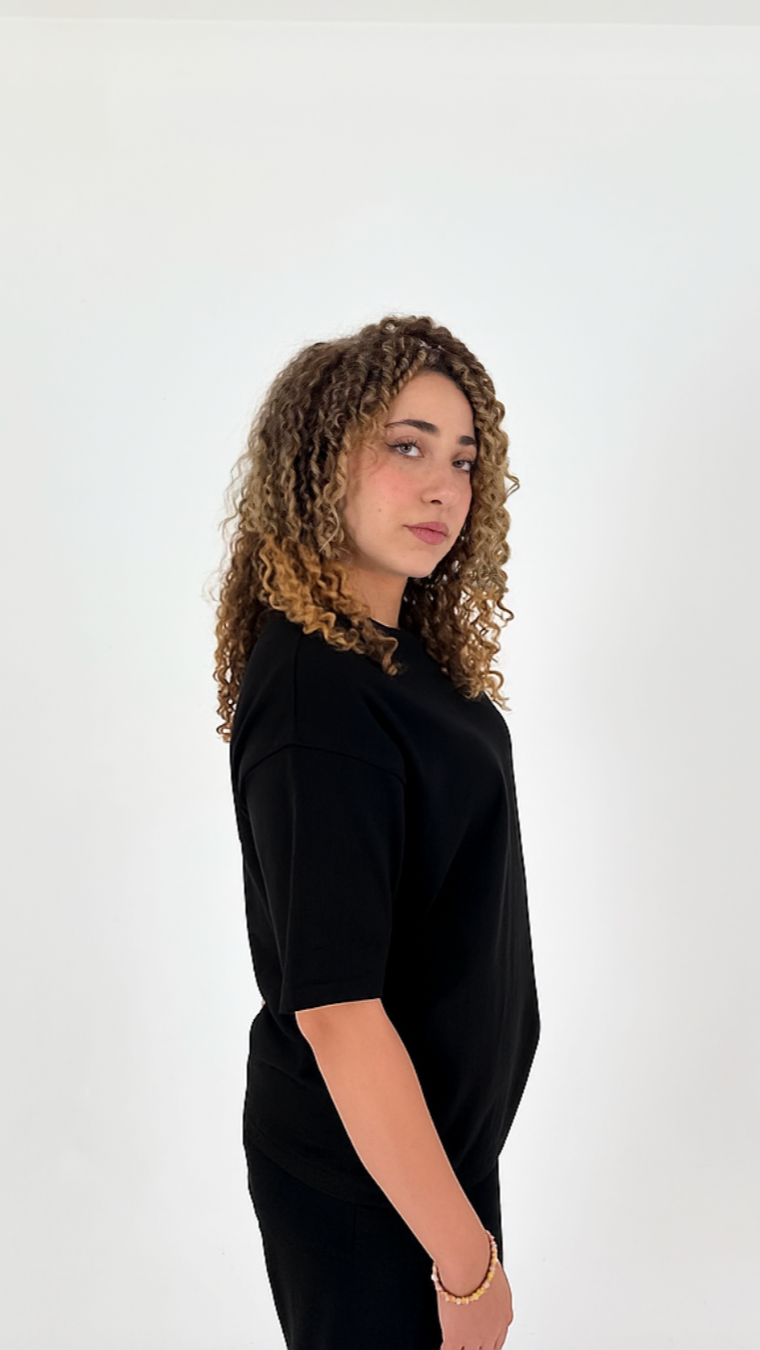 BLACK OVERSIZED FIT T-SHIRT
