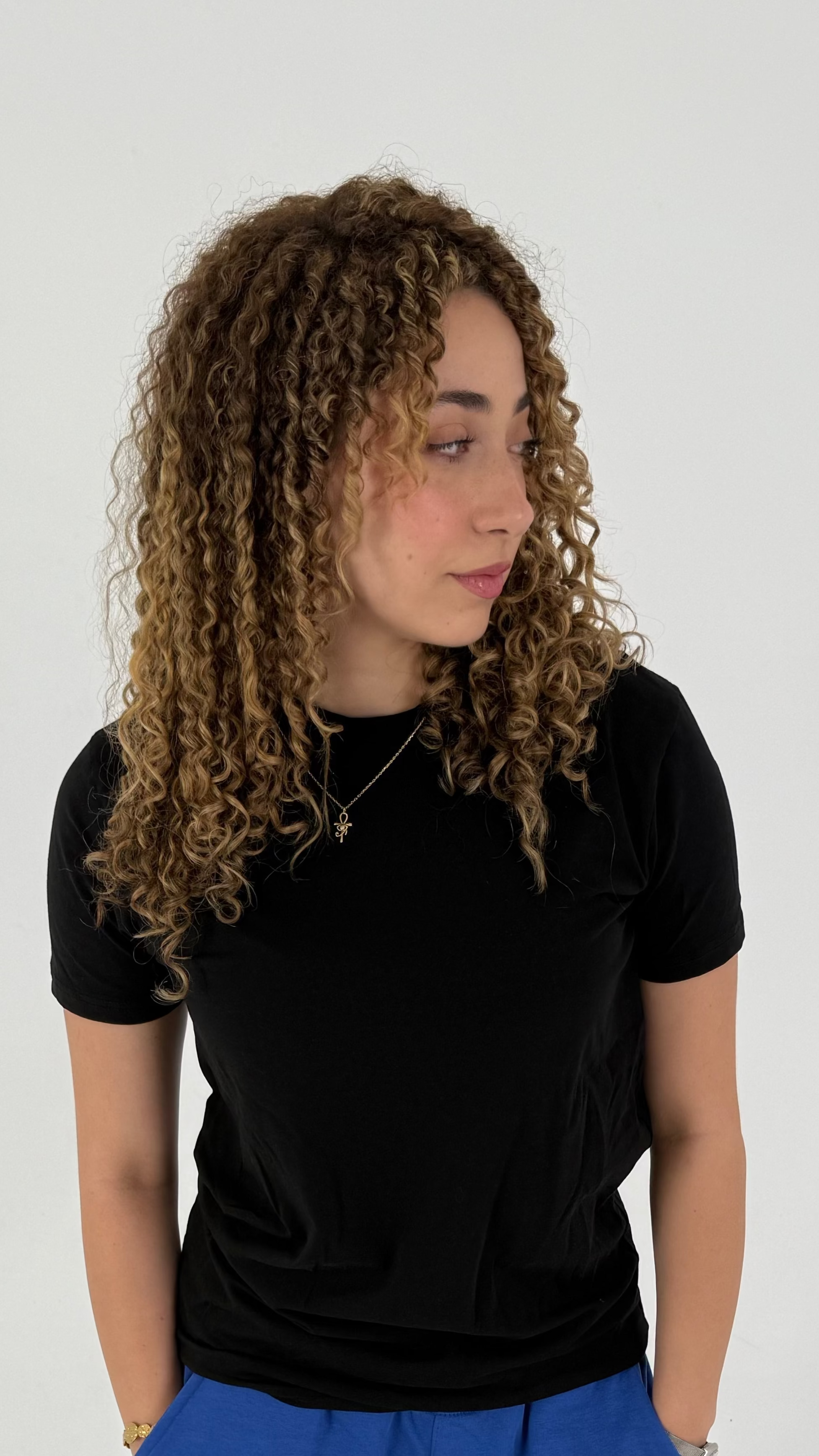 BLACK REGULAR FIT T-SHIRT