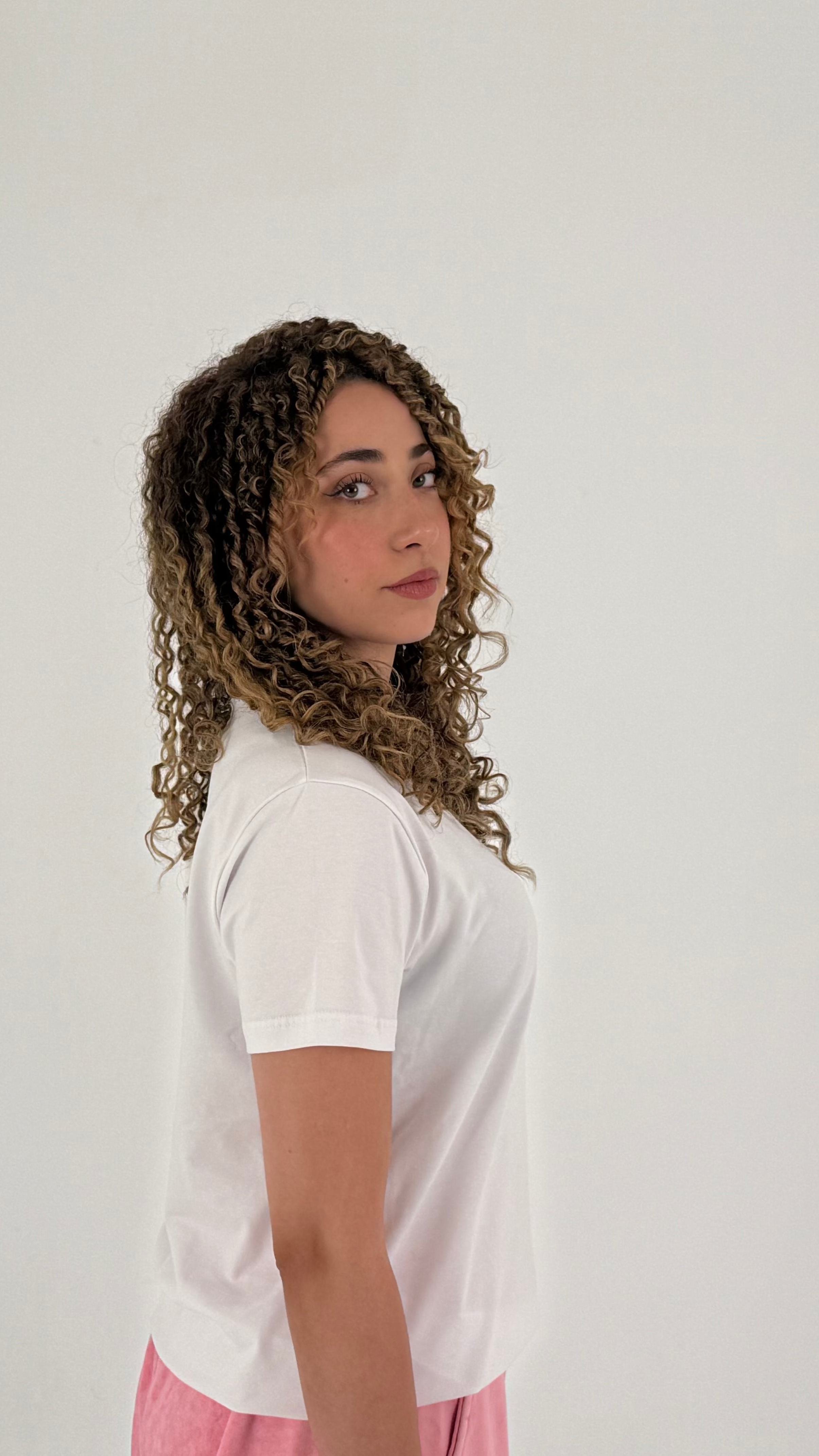 WHITE REGULAR FIT T-SHIRT